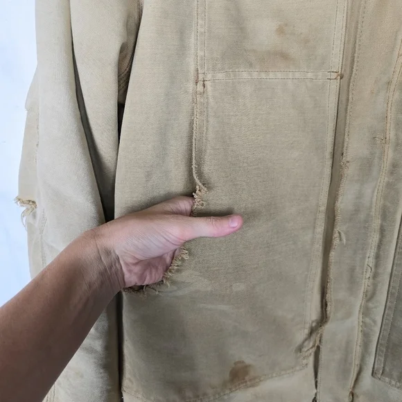 Vintage Carhartt Thrashed Worn In Faded Arctic Duck Canvas Chore Coat - Picture 16 of 16